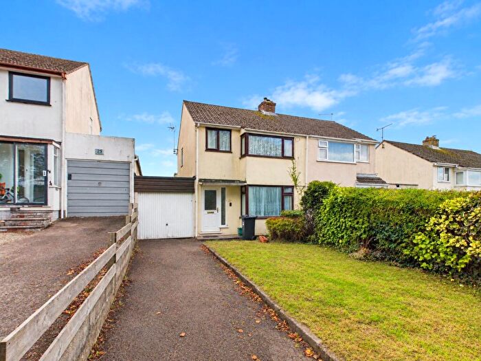 3 Bedroom Semi Detached House For Sale In Broomfield Drive, Bodmin, Cornwall, PL31