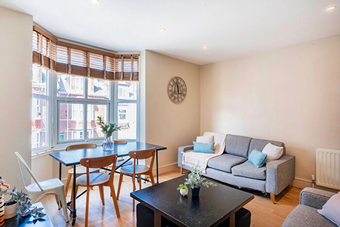 5 Bedroom Terraced House To Rent In Mowbray Avenue, Exeter, EX4