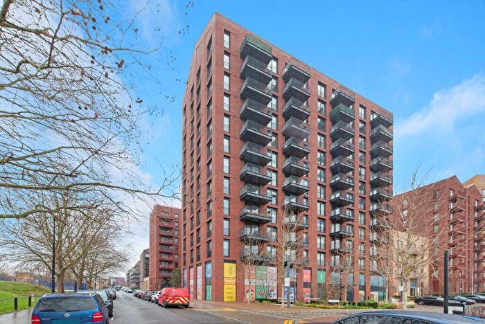 2 Bedroom Flat To Rent In Hawser Lane, East India, E14