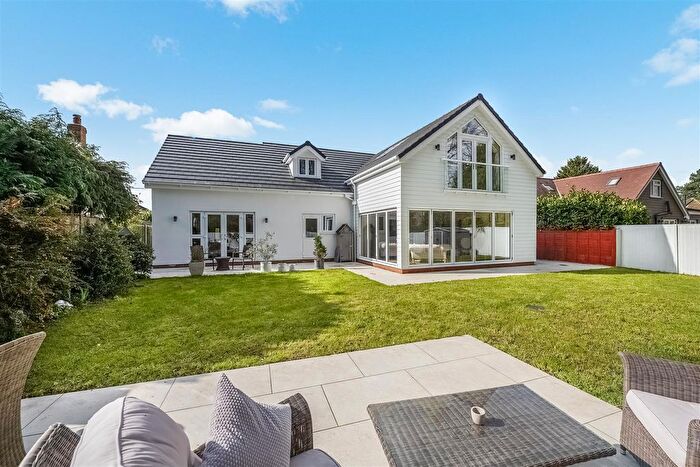 4 Bedroom Detached House For Sale In Fornham Road, Great Barton, Bury St. Edmunds, IP31