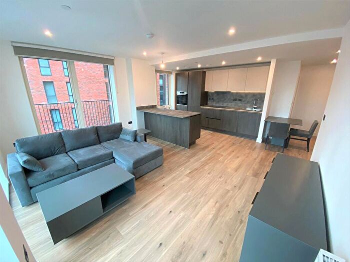 2 Bedroom Apartment To Rent In The Lancaster, Snow Hill Wharf, Shadwell Street, Birmingham, B4