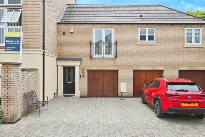 2 Bedroom Apartment For Sale In St. Georges Court, Willerby, Hull, HU10