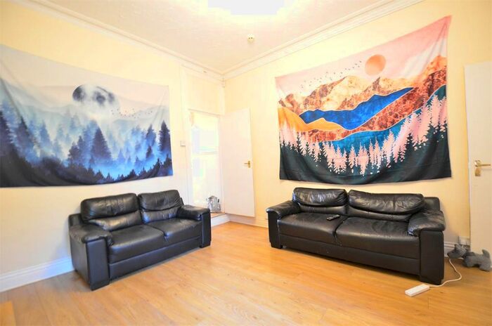 4 Bedroom Terraced House To Rent In Student Property Selly Oak, Birmingham, B29