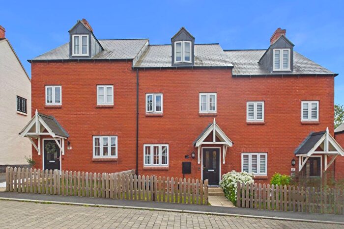 3 Bedroom Terraced House For Sale In Ludlow Lane, Towcester, NN12
