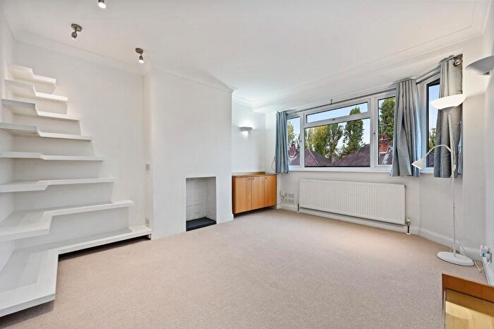1 Bedroom Maisonette To Rent In Connell Crescent, London, W5