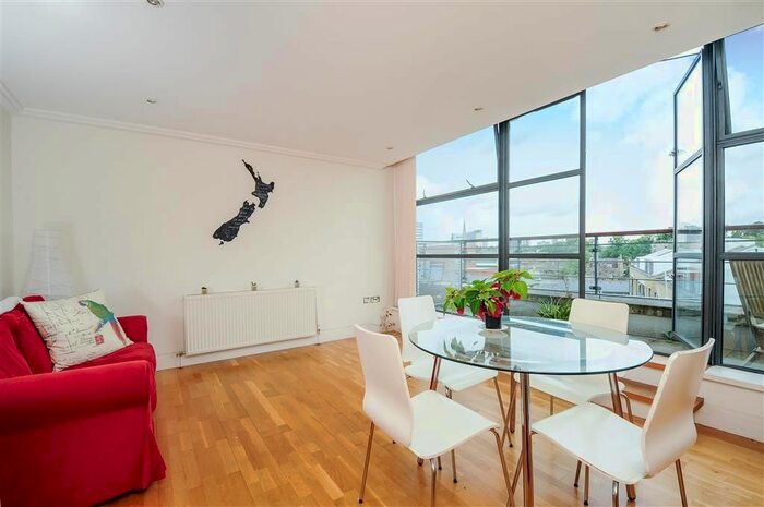 2 Bedroom Flat To Rent In Point Wharf Lane, Brentford, TW8