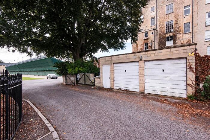 1 Bedroom Garages To Rent In Johnstone Street, Bathwick, BA2