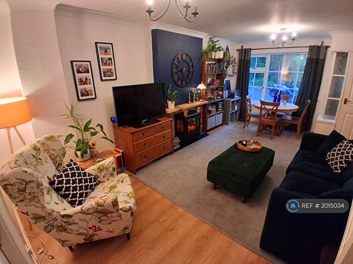 3 Bedroom Terraced House To Rent In Bridge Wood Close, Leeds, LS18