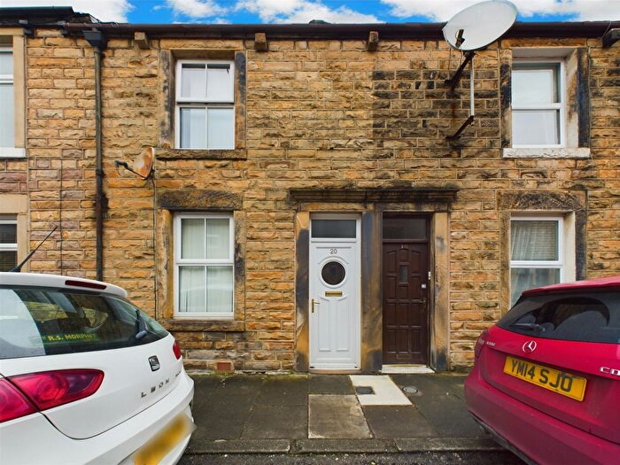 4 Bedroom Terraced House For Sale In Gregson Road, Lancaster, LA1