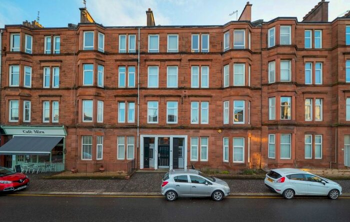 2 Bedroom Flat To Rent In Clarkston Road, Muirend, Glasgow, G44