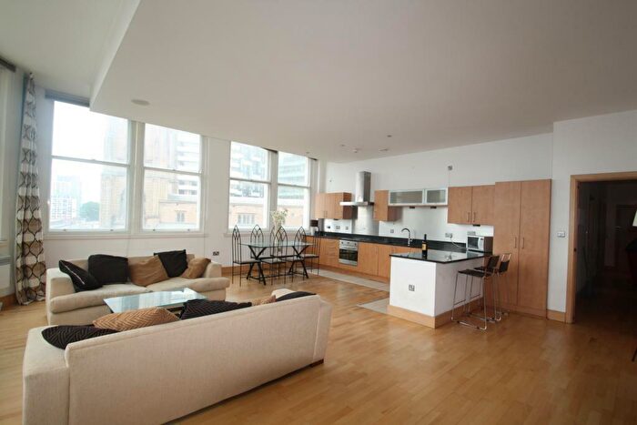 2 Bedroom Flat To Rent In Tower Building, Water Street, L3