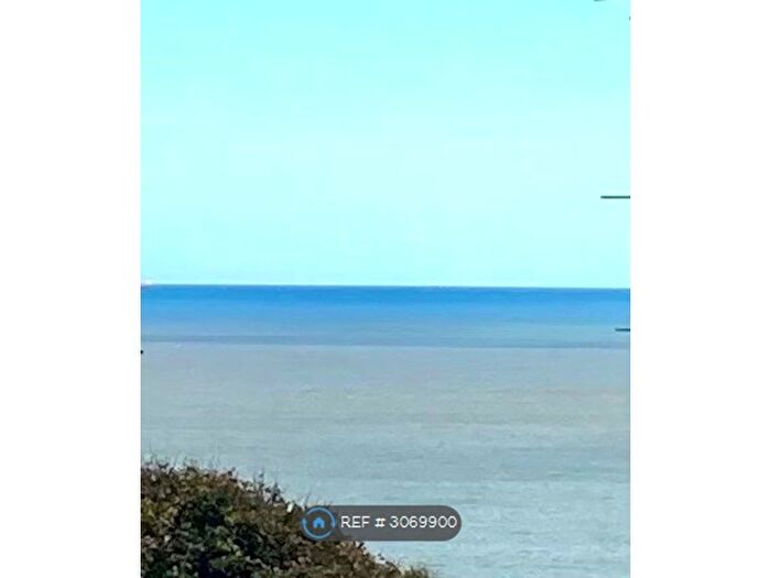 3 Bedroom Flat To Rent In North Marine Road, Scarborough, YO12