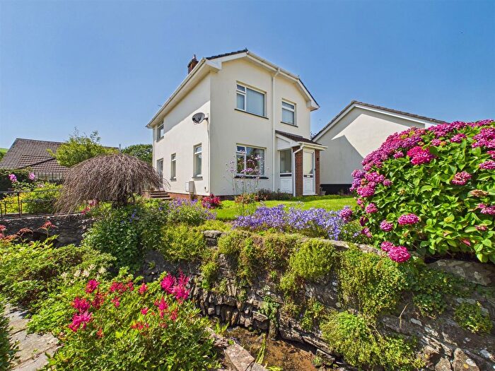 3 Bedroom Detached House For Sale In Stanbury Road, Braunton, EX33