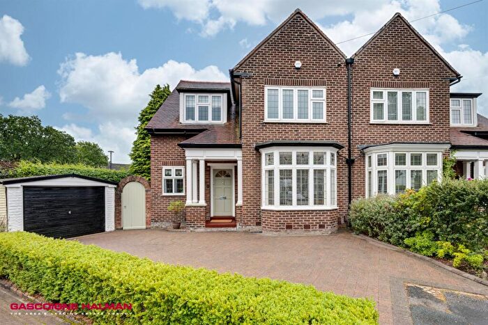 4 Bedroom Semi-Detached House For Sale In Victoria Close, Bramhall, SK7