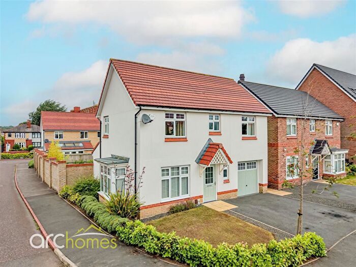 3 Bedroom Detached House For Sale In Spinningfield Close, Atherton, Manchester, M46