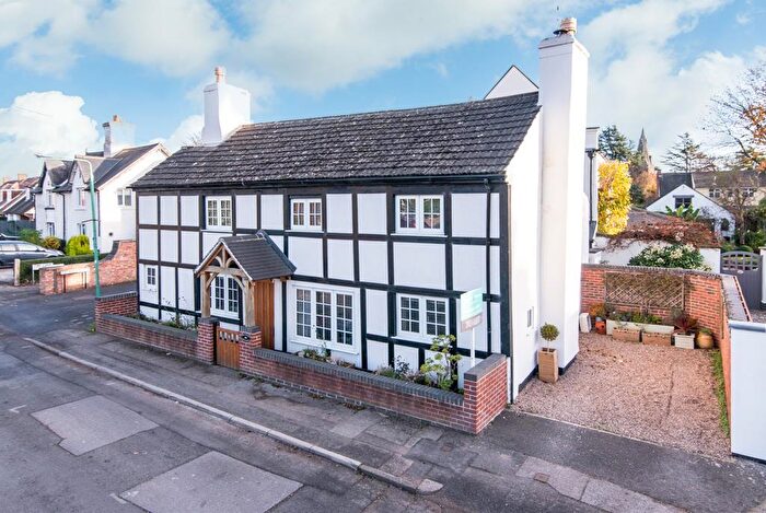 3 Bedroom Detached House For Sale In Main Street, Burton Joyce, NG14