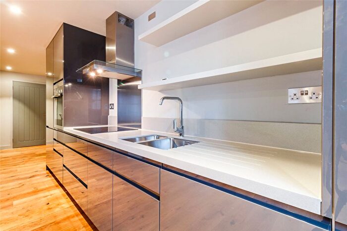 1 Bedroom Flat To Rent In Friday Street, Henley-On-Thames, Oxfordshire, RG9