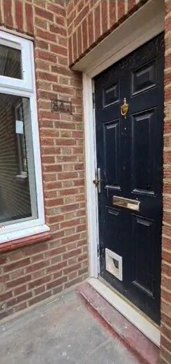 2 Bedroom Terraced House To Rent In High Street, Whitton, Twickenham, TW2