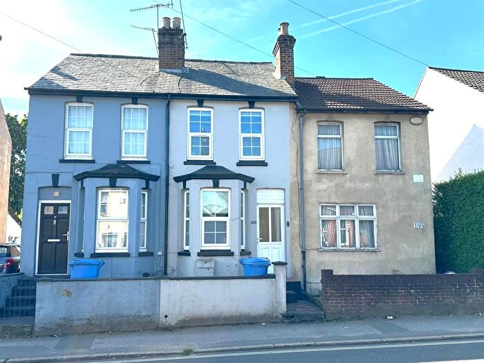2 Bedroom Terraced House To Rent In Ash Road, Aldershot, GU12