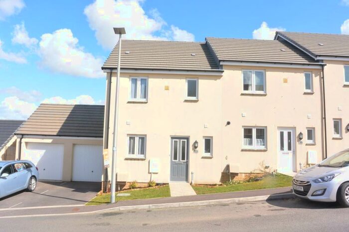 3 Bedroom Semi-Detached House To Rent In Okehampton, EX20