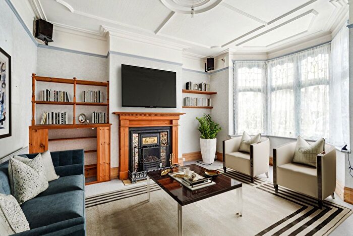 4 Bedroom Terraced House For Sale In Byron Road, Wealdstone, Harrow, HA3