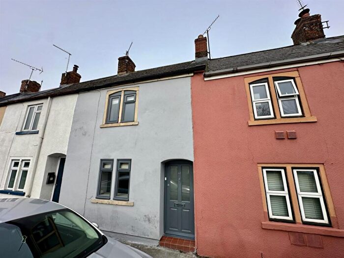 2 Bedroom Terraced House To Rent In Curzon Street, Calne, SN11