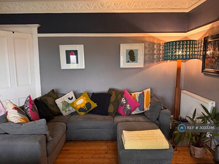 3 Bedroom Flat To Rent In West Kilbride, West Kilbride, KA23