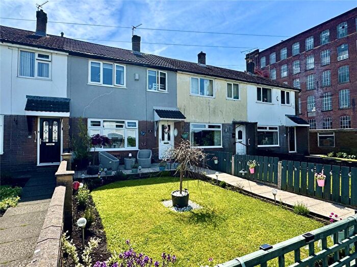 3 Bedroom Terraced House For Sale In Ashworth Close, Royton, Oldham, Greater Manchester, OL2
