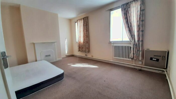 2 Bedroom Flat To Rent In Byron Road, Harrow, HA1