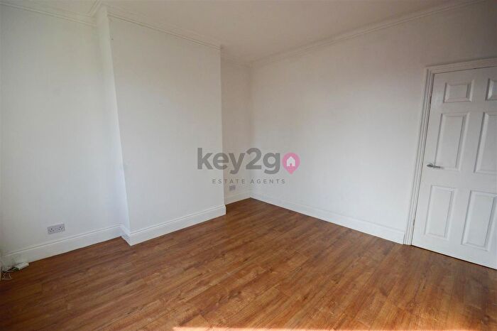 3 Bedroom Terraced House For Sale In Hurlfield Road, Sheffield, S12