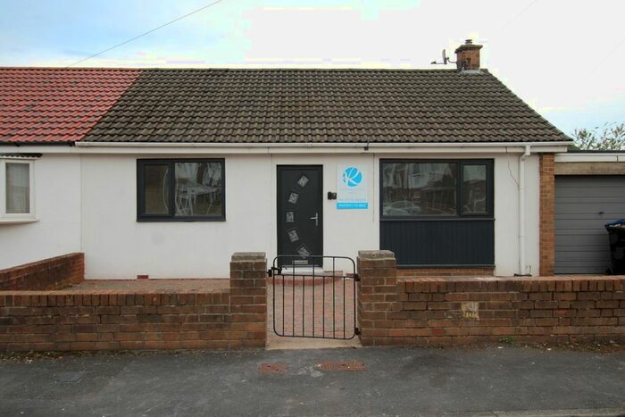 2 Bedroom Bungalow To Rent In Hopgarth Gardens, Chester Le Street, Durham, DH3