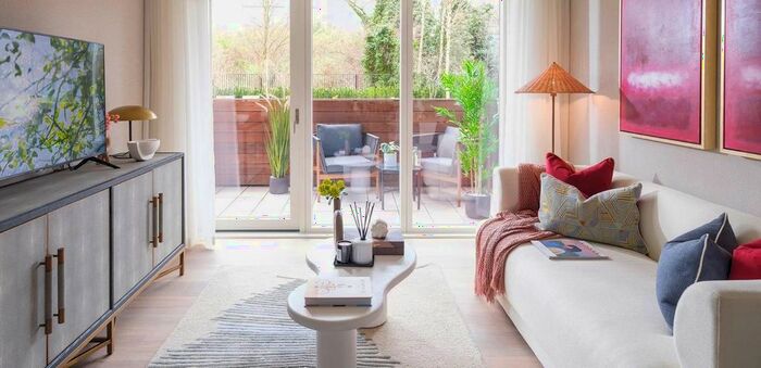 2 Bedroom Flat To Rent In Azure House, Clarendon, N8