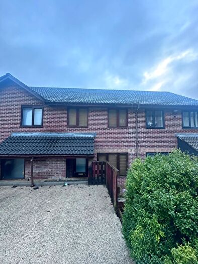 3 Bedroom Semi-Detached House To Rent In Ffynnon Wen, Swansea, SA6