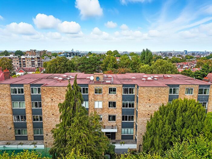 1 Bedroom Flat For Sale In West Hill, London, SW15