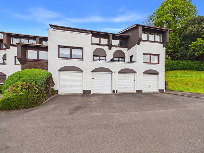 2 Bedroom Flat For Sale In Springfield Gardens, Largs, KA30