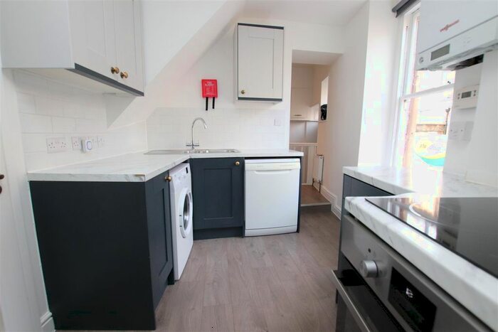 5 Bedroom Terraced House To Rent In Mill Lane, Twerton, Bath, BA2