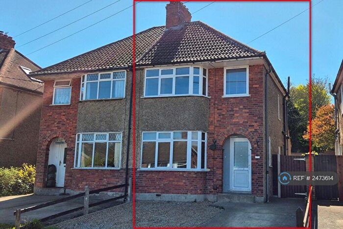 3 Bedroom Semi-Detached House To Rent In Dell Road, Lowestoft, NR33