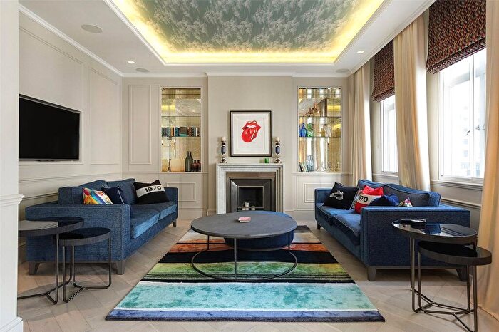 4 Bedroom Apartment To Rent In Baker Street, London, NW1