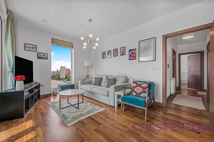 2 Bedroom Flat To Rent In Telcon Way, Canary Wharf, SE10