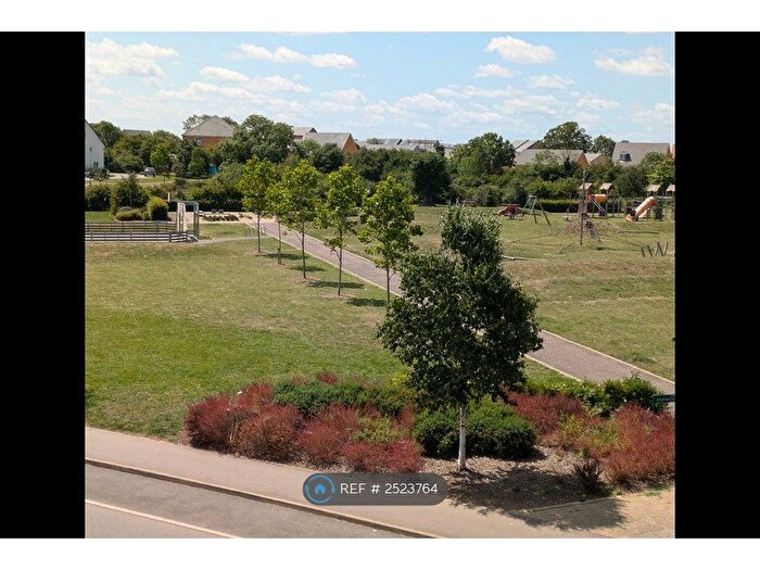 4 Bedroom End Of Terrace House To Rent In Longhorn Drive, Whitehouse, Milton Keynes, MK8