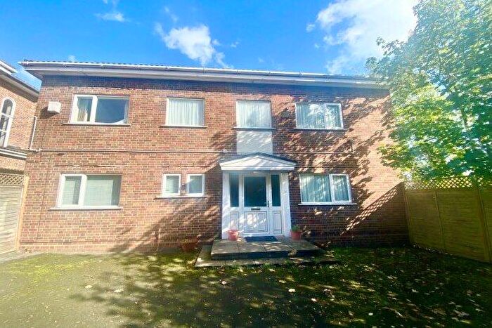 4 Bedroom Detached House To Rent In Dartmouth Avenue, Walsall, WS3