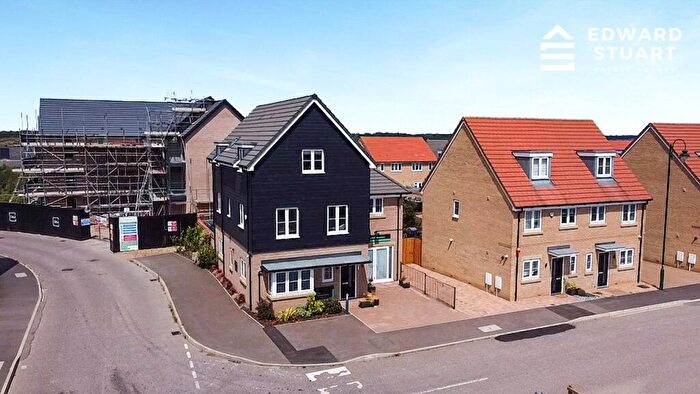 4 Bedroom Detached House For Sale In Four Chimneys Crescent, Hampton Heights, Peterborough, Cambridgeshire, PE7