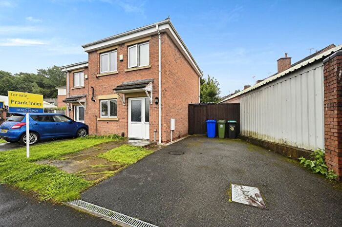 2 Bedroom Semi-Detached House For Sale In Oxford Street, Mansfield, Nottinghamshire, NG18