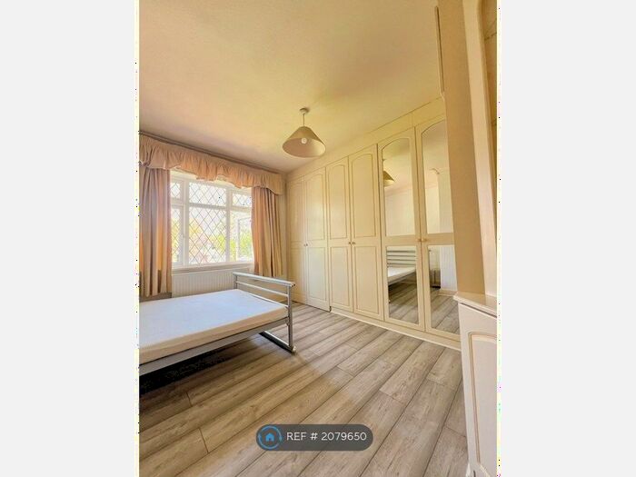 1 Bedroom Maisonette To Rent In Frays Avenue, West Drayton, UB7