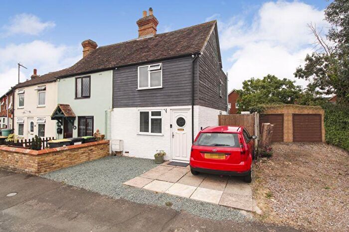 2 Bedroom End Of Terrace House For Sale In High Road, Cotton End, MK45