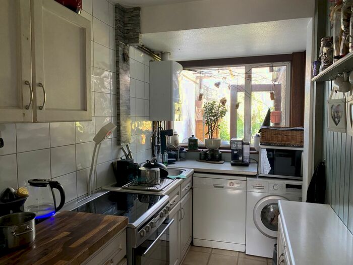 3 Bedroom Semi-Detached House To Rent In Clauson Avenue, Northolt, UB5