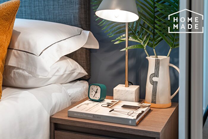 2 Bedroom Flat To Rent In Baltic Yard, L1