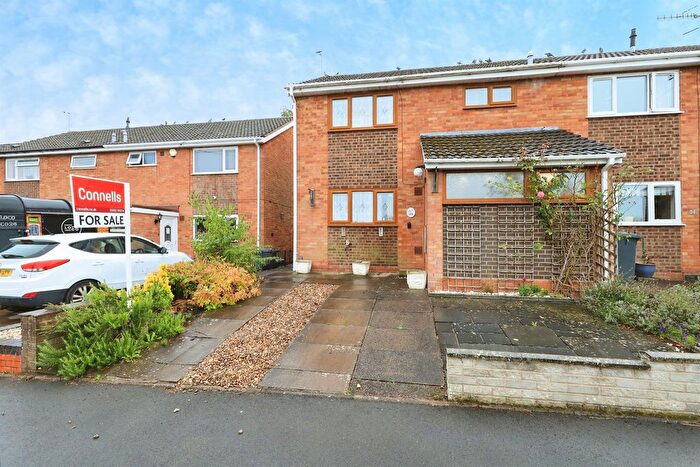 3 Bedroom End Terrace House For Sale In Wordsworth Crescent, Kidderminster, DY10