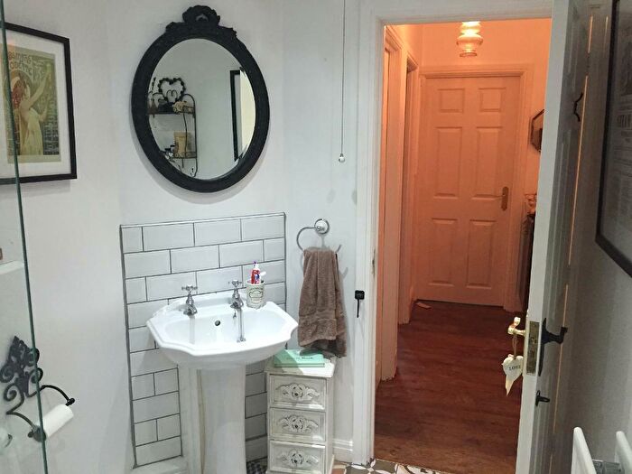 2 Bedroom Apartment To Rent In Vernon Road, Edgbaston, Birmingham, B16