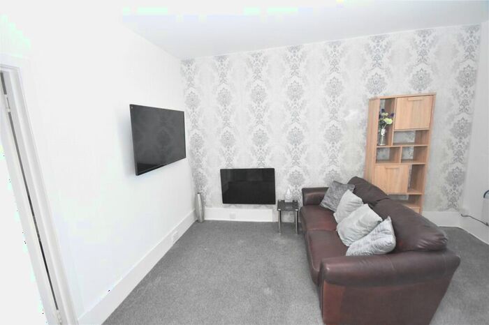 1 Bedroom Flat To Rent In Wood Street, Torry, Aberdeen, AB11
